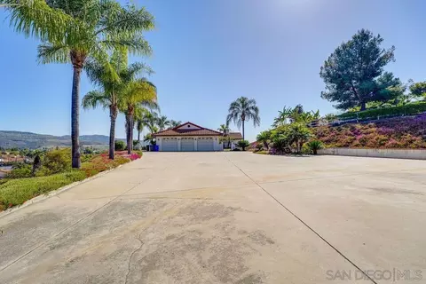 View/Area - 9555 Palomino Ridge Dr, Lakeside, CA 92040 photo 4 of 8
