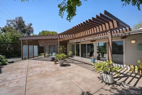 Exterior - 2735 Soderblom Ave, San Diego, CA 92122 photo 5 of 9