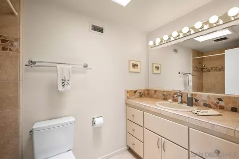 Bath - 2735 Soderblom Ave, San Diego, CA 92122 photo 2 of 2