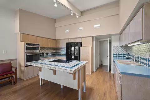 Kitchen - 2735 Soderblom Ave, San Diego, CA 92122 photo 2 of 3