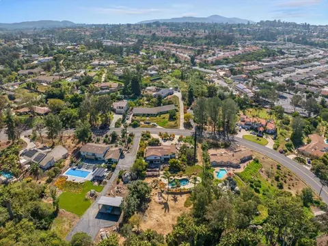 View/Area - 16231 Del Norte, Poway, CA 92064 photo 6 of 8