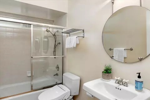 Bath - 16231 Del Norte, Poway, CA 92064 photo 2 of 3