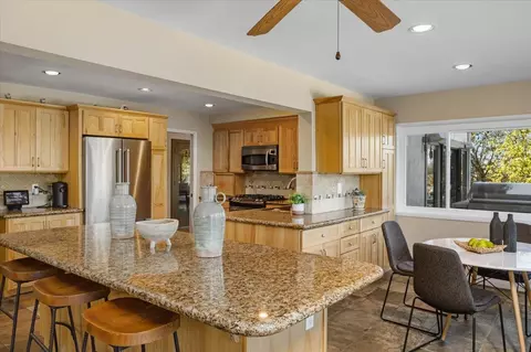 Kitchen - 16231 Del Norte, Poway, CA 92064 photo 2 of 4
