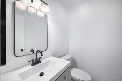 Bath - 8150 Lemon Ave #130, La Mesa, CA 91941 photo 2 of 2