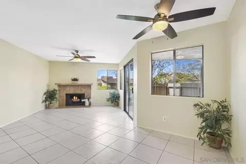 Living - 3013 Blue Oak Ct, Spring Valley, CA 91978 photo 1 of 6
