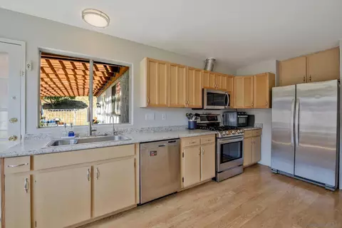 Kitchen - 10950 El Nopal, Lakeside, CA 92040 photo 3 of 3