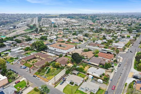 View/Area - 3738 King St, La Mesa, CA 91941 photo 5 of 9