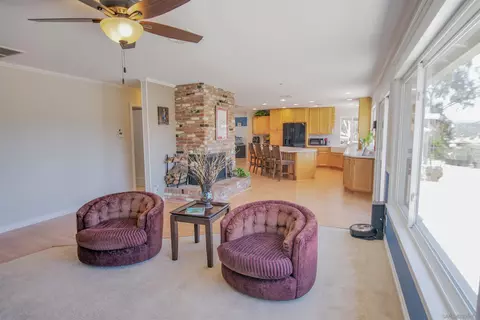 Living - 11642 Sunset Knolls Rd, Lakeside, CA 92040 photo 2 of 9