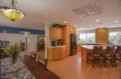 Dining - 11642 Sunset Knolls Rd, Lakeside, CA 92040 photo 2 of 2