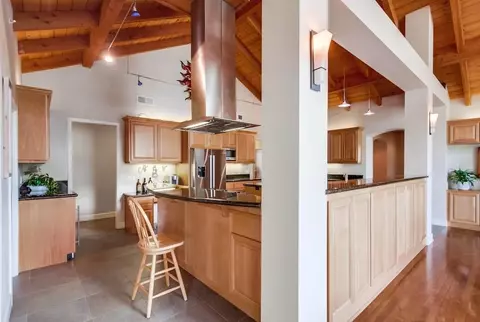 Kitchen - 15945 Shalom Rd, Ramona, CA 92065 photo 7 of 9