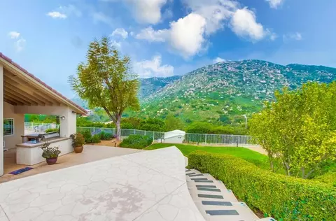 Exterior - 15945 Shalom Rd, Ramona, CA 92065 photo 6 of 24