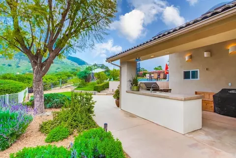 Exterior - 15945 Shalom Rd, Ramona, CA 92065 photo 7 of 24