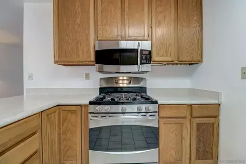 Kitchen - 3404 Las Vegas, Oceanside, CA 92054 photo 5 of 8