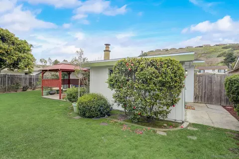 Exterior - 3404 Las Vegas, Oceanside, CA 92054 photo 13 of 18