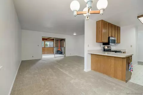Kitchen - 3404 Las Vegas, Oceanside, CA 92054 photo 7 of 8