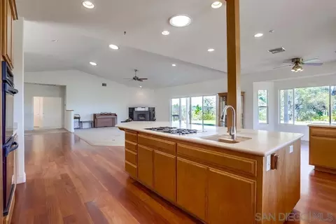 Kitchen - 17224 Rancho Suenos Rd, Ramona, CA 92065 photo 3 of 7