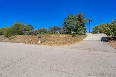View/Area - 17224 Rancho Suenos Rd, Ramona, CA 92065 photo 2 of 6