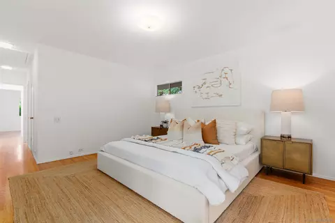 Bedroom - 2731 Glenwick Pl, La Jolla, CA 92037 photo 2 of 4