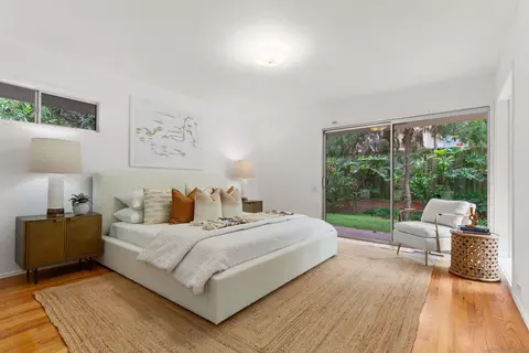 Bedroom - 2731 Glenwick Pl, La Jolla, CA 92037 photo 1 of 4