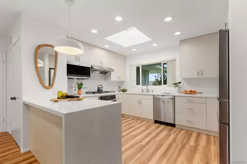 Kitchen - 2731 Glenwick Pl, La Jolla, CA 92037 photo 1 of 4