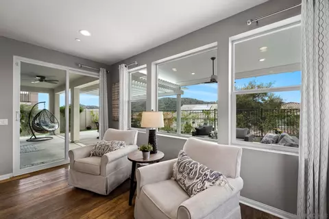 Living - 35828 Shetland Hls, Fallbrook, CA 92028 photo 4 of 5