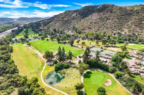 View/Area - 35828 Shetland Hls, Fallbrook, CA 92028 photo 8 of 10