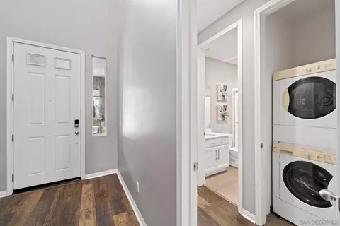 Entry Way - 35828 Shetland Hls, Fallbrook, CA 92028 photo 8 of 8