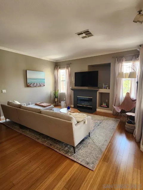 11192 Catarina Ln #111, San Diego, CA 92128