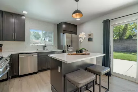 Kitchen - 14116 Powers Rd, Poway, CA 92064 photo 2 of 9