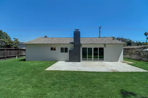 Exterior - 14116 Powers Rd, Poway, CA 92064 photo 6 of 14