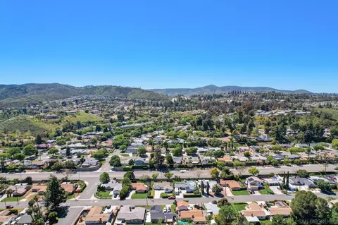 View/Area - 14116 Powers Rd, Poway, CA 92064 photo 11 of 12