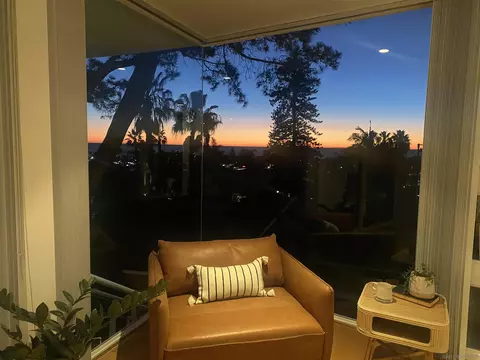 Exterior - 333 Glenmont Dr, Solana Beach, CA 92075 photo 12 of 15