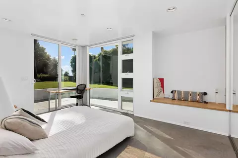 Bedroom - 333 Glenmont Dr, Solana Beach, CA 92075 photo 6 of 6