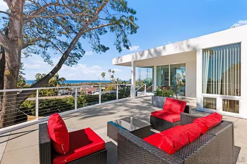 Exterior - 333 Glenmont Dr, Solana Beach, CA 92075 photo 10 of 15