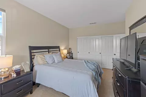 Bedroom - 1082 Augusta Cir, Oceanside, CA 92057 photo 8 of 10
