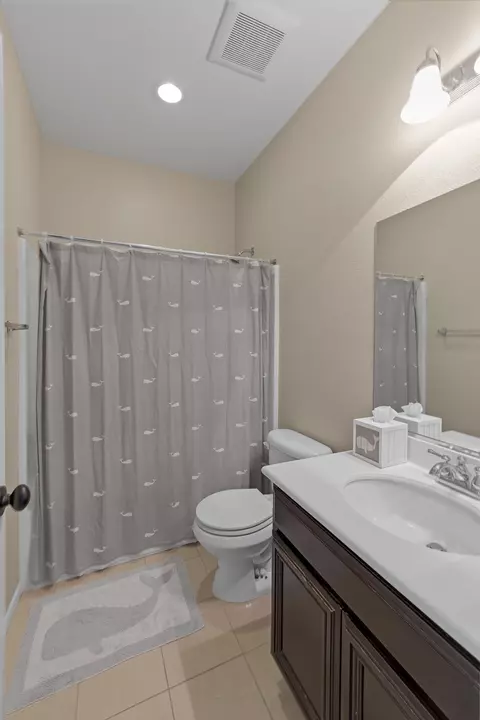 Bath - 1082 Augusta Cir, Oceanside, CA 92057 photo 4 of 4