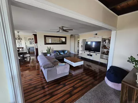 26 E Oneida Ct, Chula Vista, CA 91911 photo 4