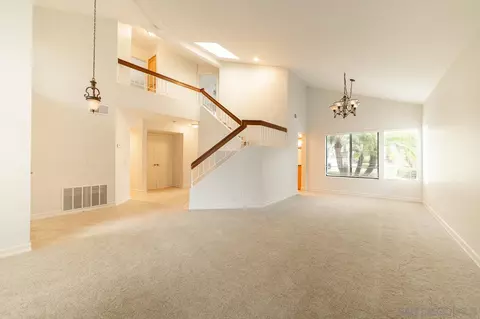 Living - 5229 Sandalwood Pl, Oceanside, CA 92056 photo 3 of 4