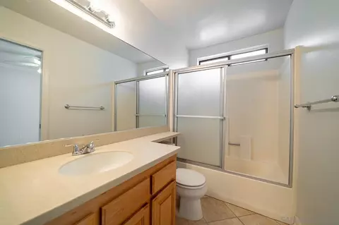 Bath - 5229 Sandalwood Pl, Oceanside, CA 92056 photo 1 of 9