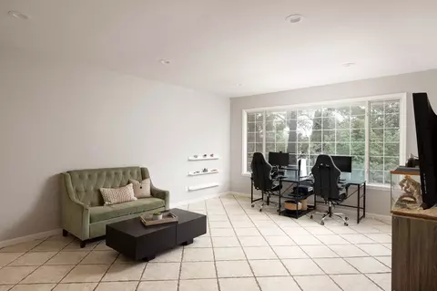 Living - 13631 Willow Run Rd, Poway, CA 92064 photo 4 of 4