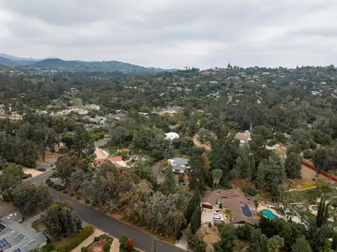 View/Area - 13631 Willow Run Rd, Poway, CA 92064 photo 9 of 15
