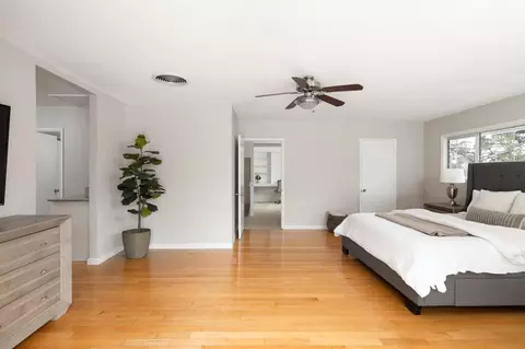 Bedroom - 13631 Willow Run Rd, Poway, CA 92064 photo 3 of 4