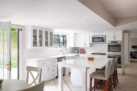 Kitchen - 13631 Willow Run Rd, Poway, CA 92064 photo 1 of 3