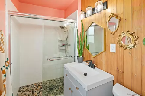 Bath - 13152 S Mountain Dr, Lakeside, CA 92040 photo 1 of 4