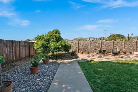 Exterior - 13152 S Mountain Dr, Lakeside, CA 92040 photo 4 of 10