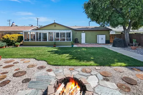 Exterior - 13152 S Mountain Dr, Lakeside, CA 92040 photo 7 of 10