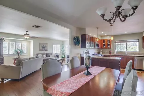 Dining - 13993 Whispering Mdws, Jamul, CA 91935 photo 1 of 2