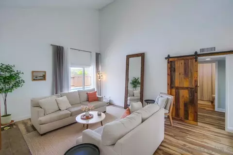 Living - 15120 Luis St, Poway, CA 92064 photo 2 of 6