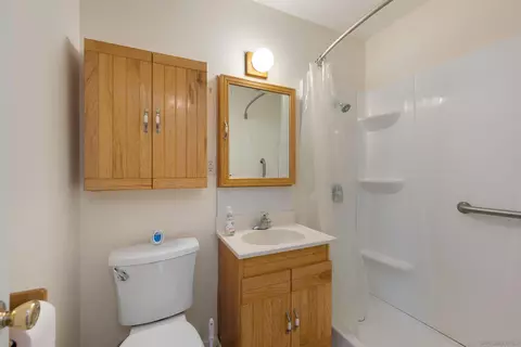 Bath - 598 Herbert St, El Cajon, CA 92020 photo 1 of 2