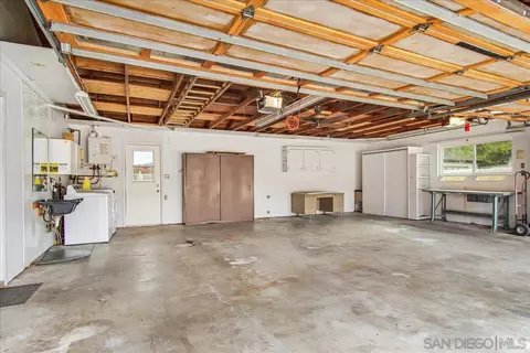Exterior - 1545 Hidden Mesa Rd, El Cajon, CA 92019 photo 22 of 23